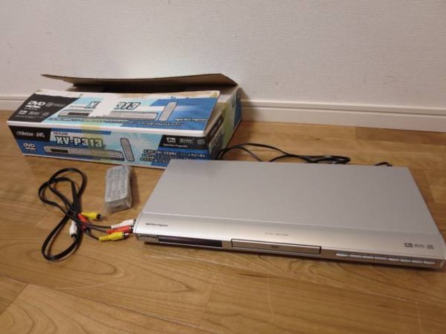 【新品・未使用】Victor JVC DVDプレーヤー XV-P313 Victor☆XV-P313 ビクター☆DVDプレイヤー☆元箱付 （ その他家電）の