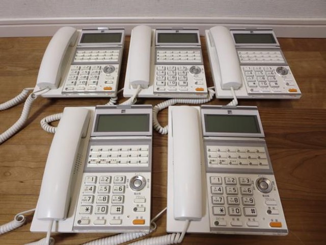 SAXA☆サクサ☆TD610☆18ボタン電話機☆5台セット 白 （ ビジネス