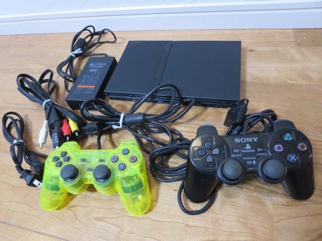 PS2 プレイステーション2 SCPH-70000 薄型 おまけ付 完動品 