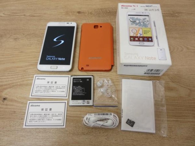 docomoドコモ GALAXY NOTEギャラクシー ホワイトSC-05D