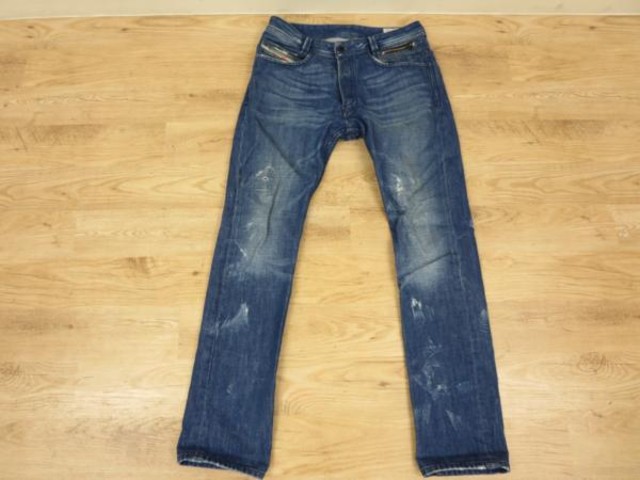DIESEL ジーンズ W31 L32 デニム ダメージ ストレート