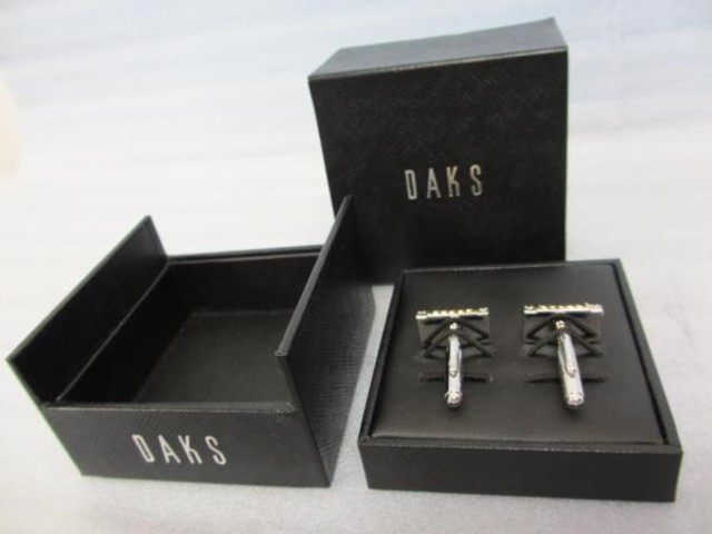 DAKS メンズ カフスボタン D10XC004-2 ロゴ入り 箱