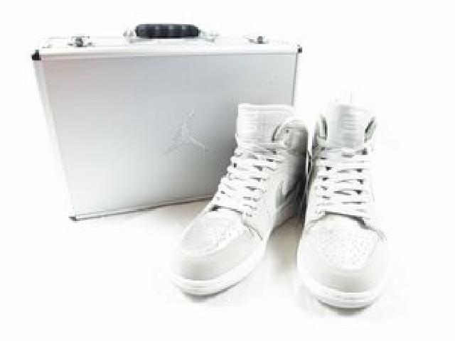 NIKE AIR JORDAN 1 RETRO HI SILVER 396009-001