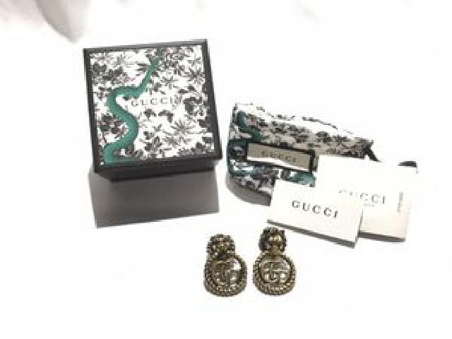 GUCCI グッチ ダブルG付き ライオンヘッド イヤリング 605857