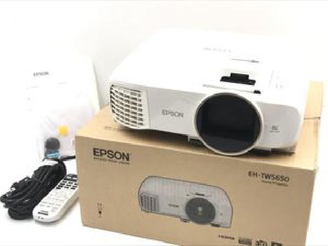 美品 EPSON EH-TW5650 ホームプロジェクター エプソン 家庭用 本体