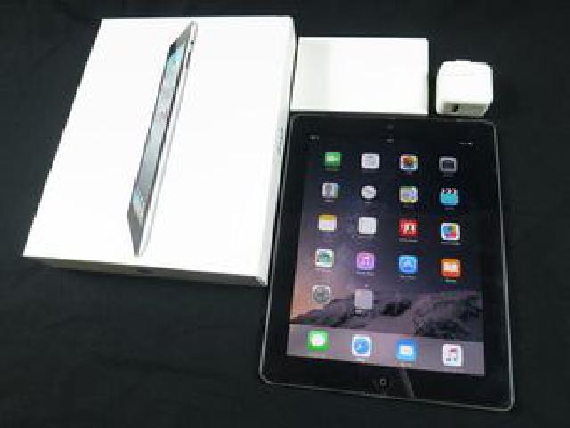 MC982JAカラーiPad 2（第2世代）wifiモデル+3G Softbank