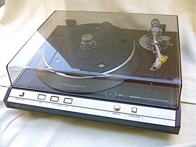 レコードプレーヤー