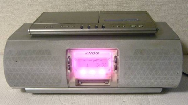 ラジカセ