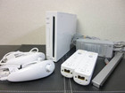 任天堂 Wii本体 コントローラー×2 ヌンチャク×2の詳細ページを開く