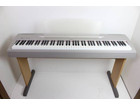 電子ピアノ YAMAHA P-60 88鍵盤(多機能タイプ)　スタンド付