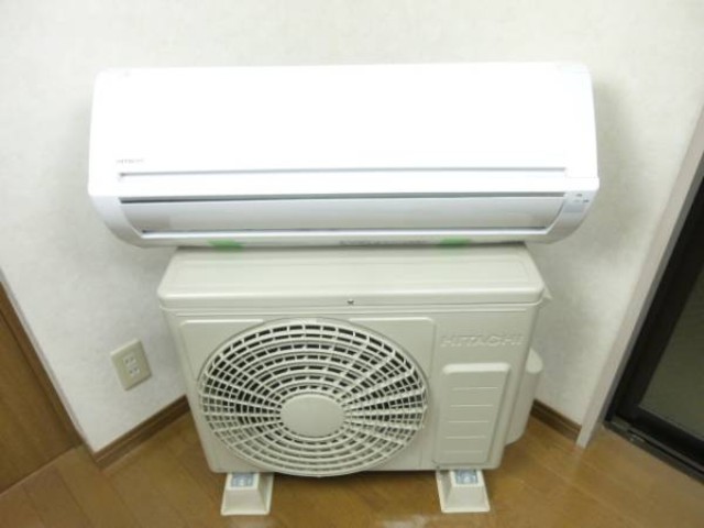 HITACHI/日立 RAS-AJ22C 白くまくん ルームエアコン 6畳 2013年 （ エアコン・クーラー）の買取価格  （ID:190555）｜おいくら