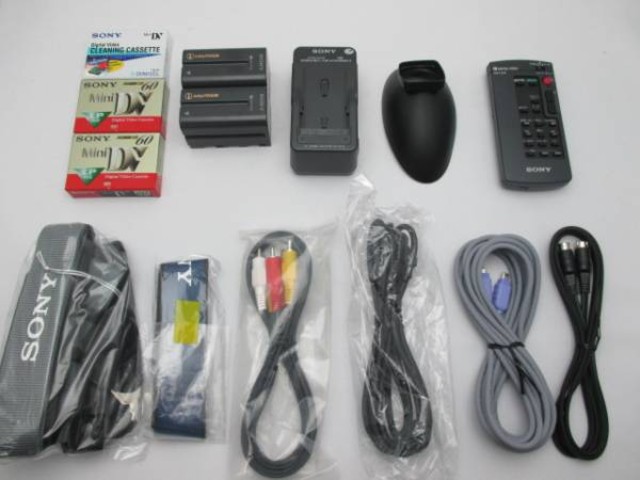 未使用＊ソニー ハンディカム DCR-VX1000 ハードケース付き （ ビデオ