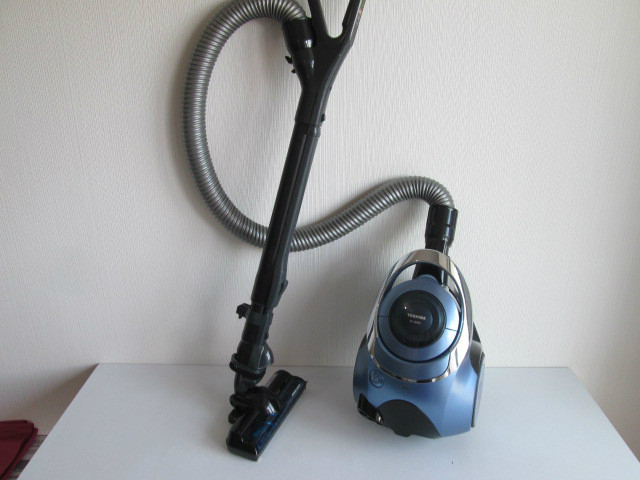 VC-J2000（L）■東芝[TOSHIBA]/サイクロン掃除機/13年製