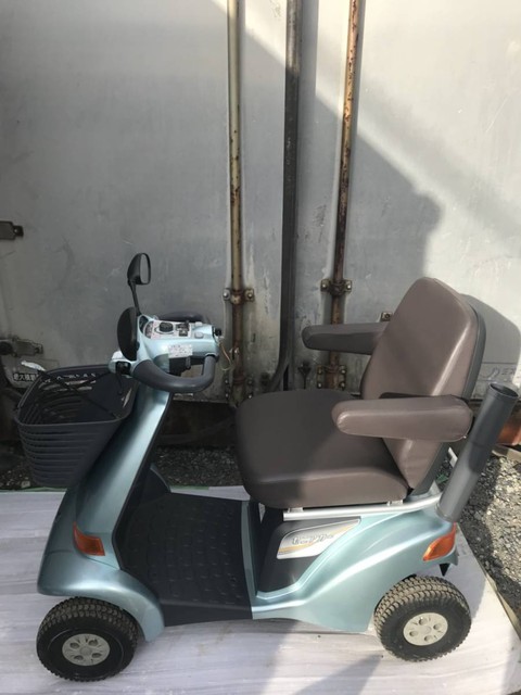 ET4D/スズキ/SUZUKI/セニアカー/電動車椅子/シニアカー