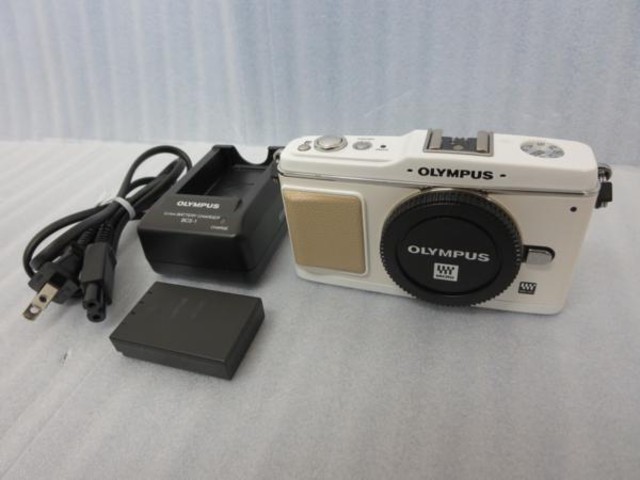 Olympusオリンパス Pen E P1 ミラーレス一眼カメラ 白 その他家電 の買取価格 Id おいくら