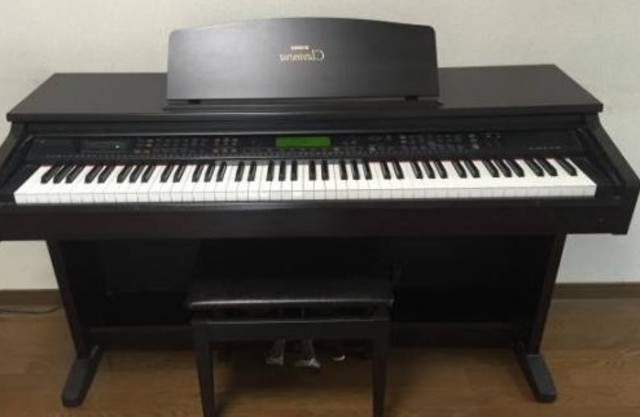 CVP-204/ヤマハ/クラビノーバ/電子ピアノ