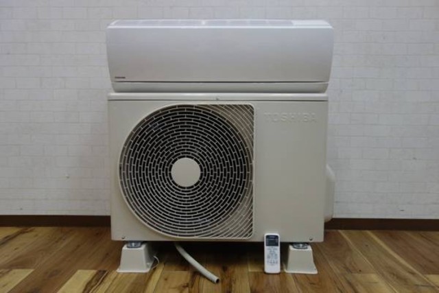 美品 東芝 エアコン RAS-5624D(W) 5.6kw 15年製