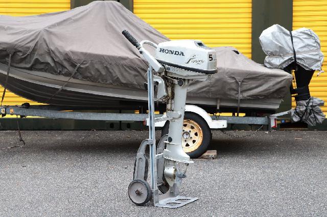 ホンダ 5馬力 4ストローグ 船外機