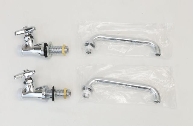 倉庫保管品 SANEI 立形自在水栓　A50J-13 2個入