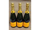 Veuve ヴーヴ クリコ 750ml 12.5％ 3本 シャンパン 酒買取 茨城県 牛久市の詳細ページを開く
