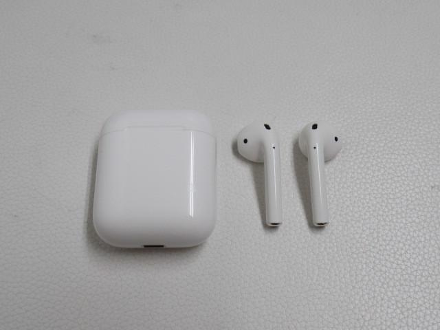 Apple AirPods 薄暗い MMEF2J/A