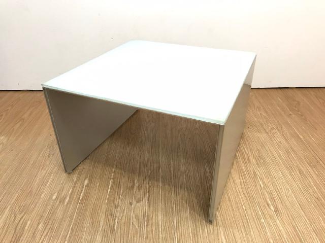 Cassina イクスシー エアーフレーム3002 サイドローテーブル 