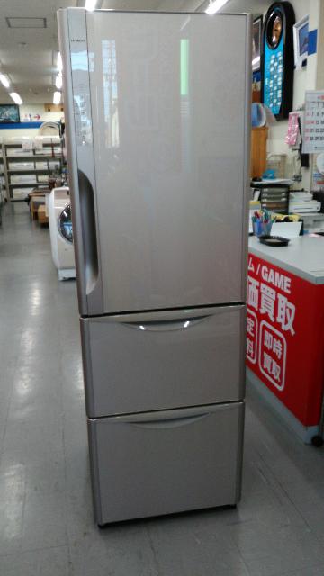 HITACHI ３ドア冷凍冷蔵庫