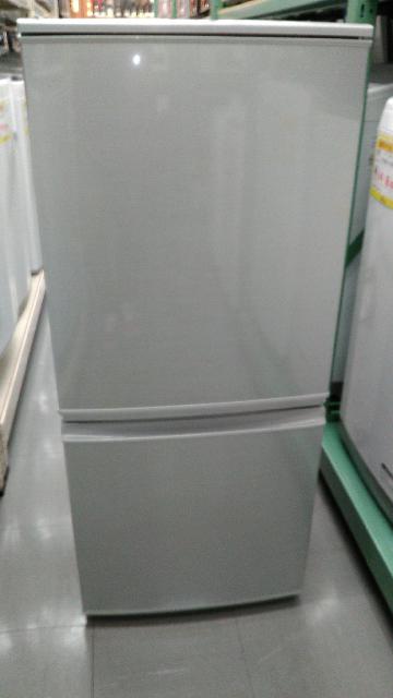 シャープ 冷蔵庫 2018年製 137L