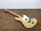 Fender フェンダー USA JAZZ BASS ジャズベース ハードケース付きの詳細ページを開く