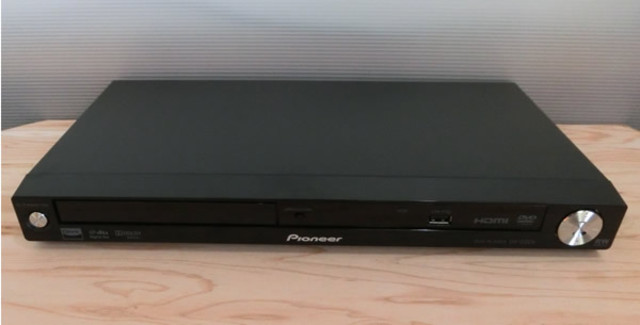 DVDプレーヤー　パイオニア　DV-220V
