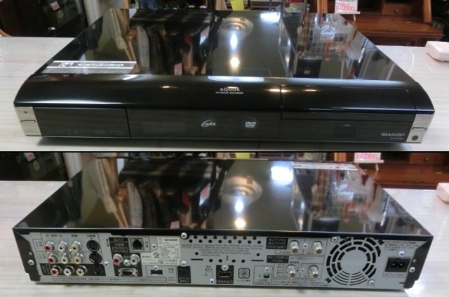 SHARP　DVDレコーダー　DV-ACW82　2008年製