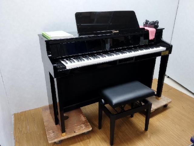 電子ピアノ