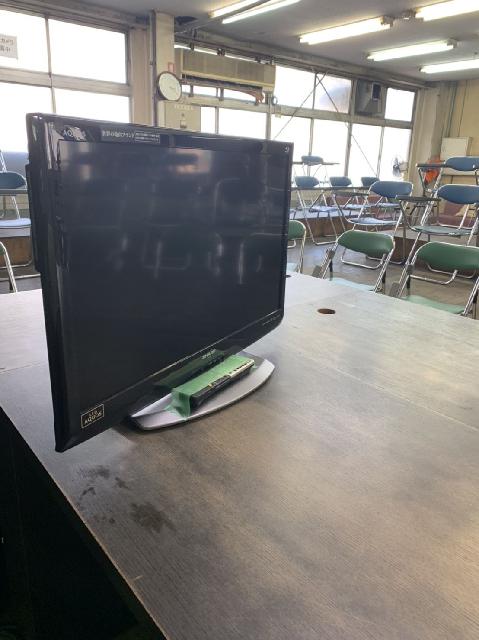 液晶テレビ