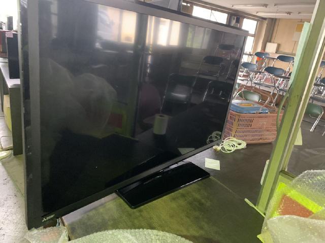 液晶テレビ