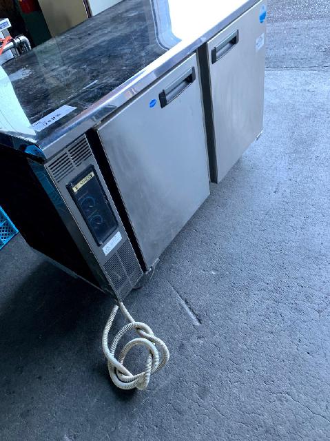 コールドテーブル