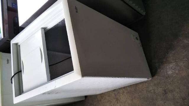 業務用冷凍庫