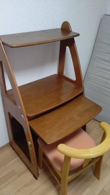 まとめて不用品回収　買取品と相殺　勉強机