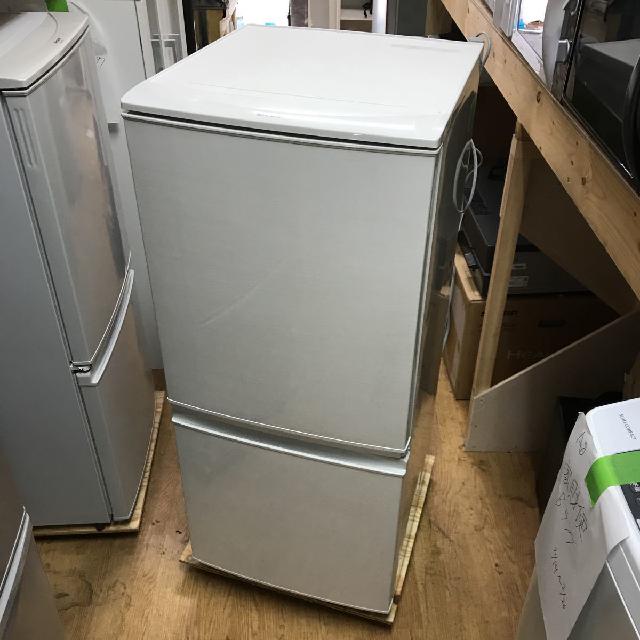 シャープ SHARP 冷凍冷蔵庫 137L SJ-D14C-W 2017年製造