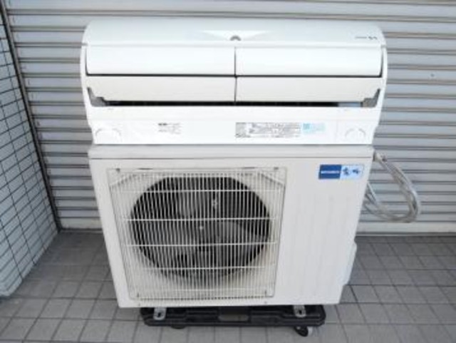 ルームエアコン 三菱電機 MITSUBISHI 霧ヶ峰 MSZ-ZW564S 2013年製