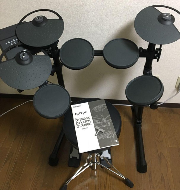 美品　卓上電子ドラム　即購入OK 匿名　送料込み 美品 卓上電子ドラム 即購入OK 匿名 送料込み