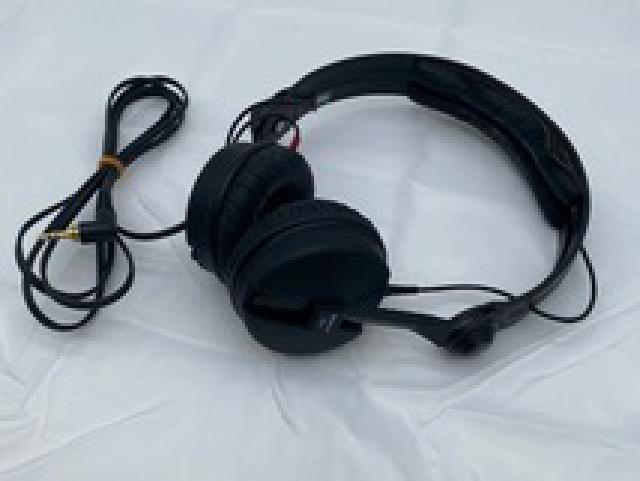 【ジャンク】ゼンハイザー SENNHEISER HD25 SENNHEISER HD 25 DJヘッドホン モニターヘッドホン