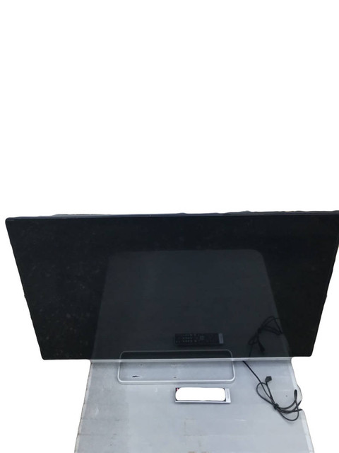 55J8/東芝/TOSHIBA/REGZA/レグザ/55V型/地上・BS・110度デジタルハイビジョ
