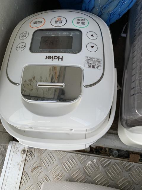 ハイアール　炊飯器　白