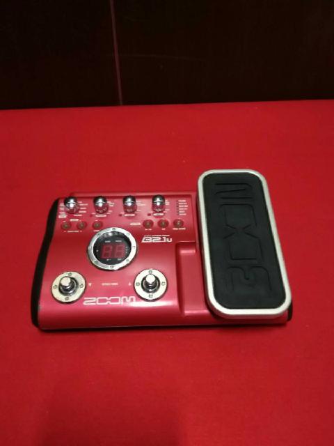 B2.1u/ズーム/ZOOM/BASS EFFECTS PEDAL/マルチエフェクター/レッド
