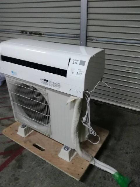 三菱　ルームエアコン　白