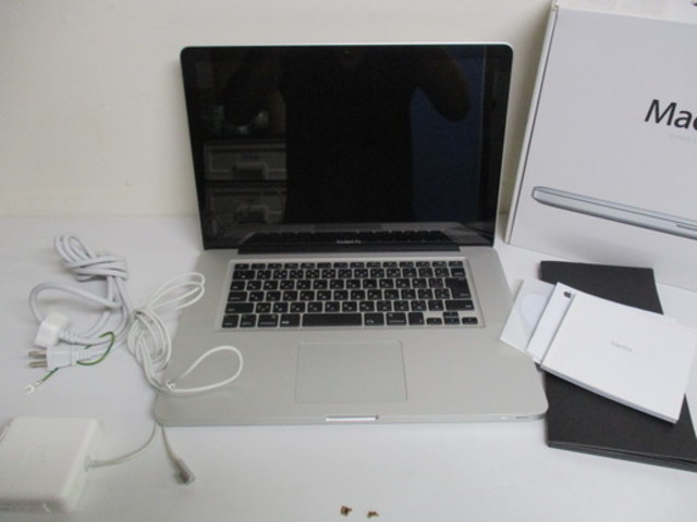 マックブックプロ/Macbook pro/15インチ/スペースグレイ