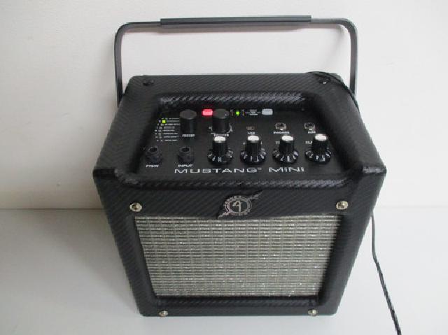 PR1198/Fender/小型ギターアンプ/フェンダー/MUSTANG MINI