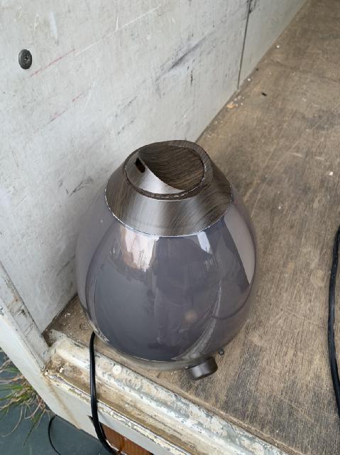 加湿器　黒