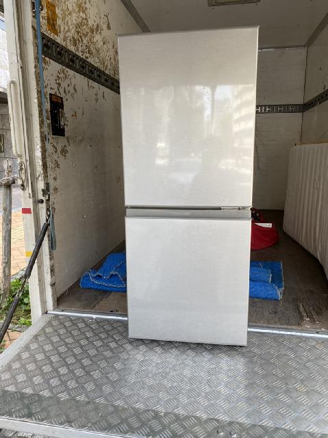 シャープ　冷蔵庫　ホワイト