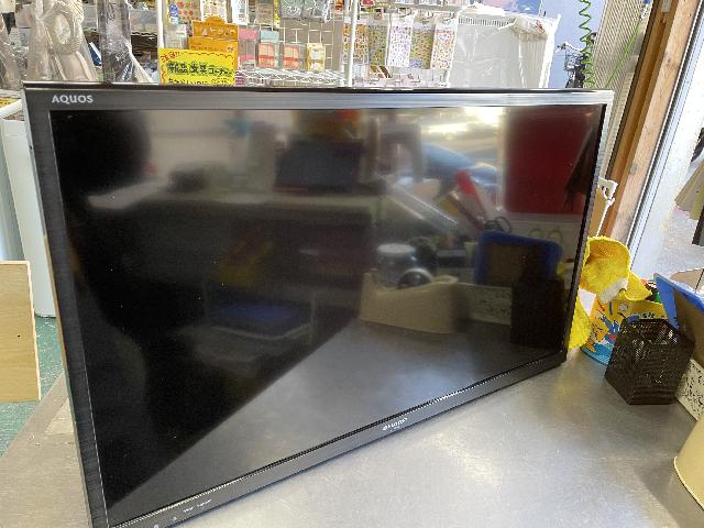 SHARP AQUOS 32型 テレビs